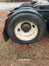 2013 VOLVO TRUCK VNL