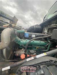 2013 VOLVO TRUCK VNL