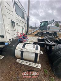 2013 VOLVO TRUCK VNL