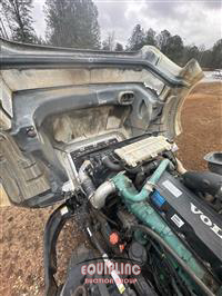 2013 VOLVO TRUCK VNL