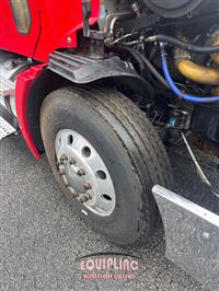 2007 Freightliner CL112 6X4 T/A MID ROOF SLEEPER