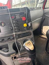 2007 Freightliner CL112 6X4 T/A MID ROOF SLEEPER