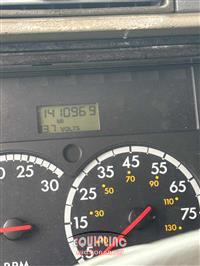 2007 Freightliner CL112 6X4 T/A MID ROOF SLEEPER