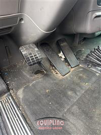 2019 Peterbilt 389 6x4 T/A SLEEPER TRUCK TRAC