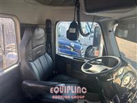 2019 Freightliner 122SD