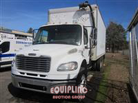 2006 Freightliner M2106 T/A BOX TRUCK W/100 PSIG