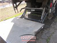 2006 Freightliner M2106 T/A BOX TRUCK W/100 PSIG