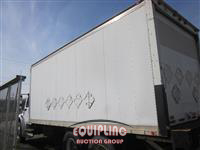 2006 Freightliner M2106 T/A BOX TRUCK W/100 PSIG