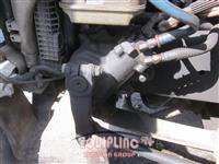 2006 Freightliner M2106 T/A BOX TRUCK W/100 PSIG