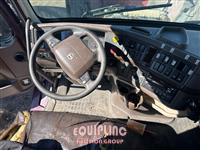 2018 VOLVO TRUCK VNL