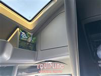 2020 VOLVO TRUCK VNL