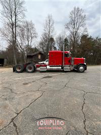 2004 Peterbilt 379 6X4 T/A SLEEPER TRUCK TRAC