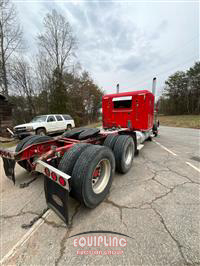 2004 Peterbilt 379 6X4 T/A SLEEPER TRUCK TRAC