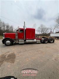 2004 Peterbilt 379 6X4 T/A SLEEPER TRUCK TRAC