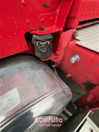 2004 Peterbilt 379 6X4 T/A SLEEPER TRUCK TRAC