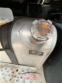 2019 Freightliner M2 4X2 S/A 26FT NON CDL BOX TR