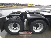 2007 Peterbilt 379 6X4 TRI/A DAY CAB TRUCK TR