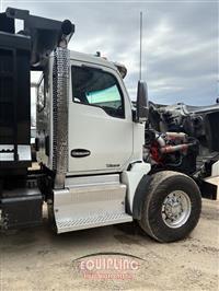 2017 Kenworth T880 TRI/A DUMP TRUCK 