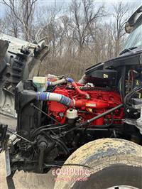 2017 Kenworth T880 TRI/A DUMP TRUCK 
