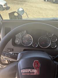 2017 Kenworth T880 TRI/A DUMP TRUCK 