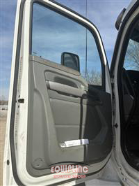 2017 Kenworth T880 TRI/A DUMP TRUCK 