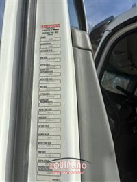 2017 Kenworth T880 TRI/A DUMP TRUCK 