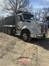 2017 Kenworth T880 TRI/A DUMP TRUCK 