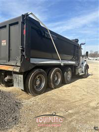 2017 Kenworth T880 TRI/A DUMP TRUCK 
