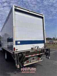 2020 Freightliner M2 106 4X2 S/A 26FT TARP SIDE 
