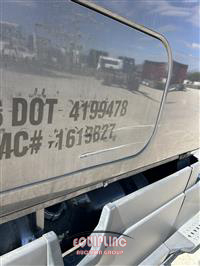 2019 Freightliner CASCADIA 6X4 T/A SLEEPER TRUCK