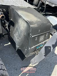 2019 Freightliner CASCADIA 6X4 T/A SLEEPER TRUCK