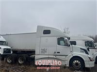 2016 VOLVO TRUCK VNL
