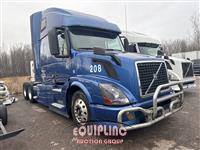 2015 VOLVO TRUCK VNL