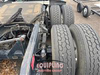 2015 VOLVO TRUCK VNL