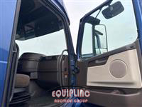 2015 VOLVO TRUCK VNL