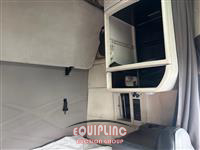 2015 VOLVO TRUCK VNL