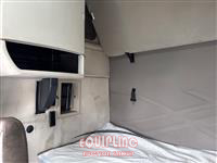 2015 VOLVO TRUCK VNL