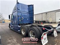 2015 VOLVO TRUCK VNL