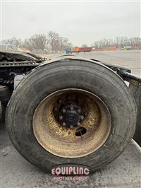 2015 Freightliner CASCADIA 125 6X4 T/A SLEEPER T