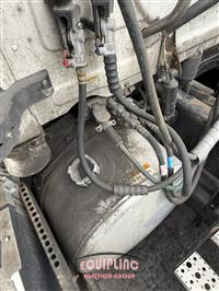 2015 Freightliner CASCADIA 125 6X4 T/A SLEEPER T