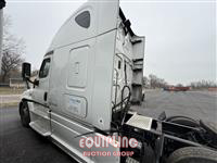 2015 Freightliner CASCADIA 125 6X4 T/A SLEEPER T