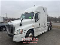 2017 Freightliner CASCADIA 125 6X4 T/A SLEEPER T