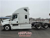 2018 Freightliner CASCADIA 125 6X4 T/A SLEEPER T