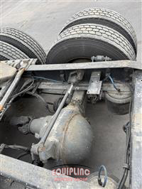 2018 Freightliner CASCADIA 125 6X4 T/A SLEEPER T