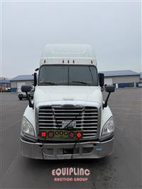 2018 Freightliner CASCADIA 125 6X4 T/A SLEEPER T