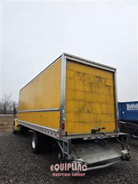 2019 Freightliner M2 106