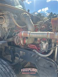 2017 Peterbilt 579 6X4 T/A MID ROOF TRUCK TRA