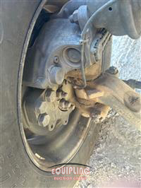 2017 Peterbilt 579 6X4 T/A MID ROOF TRUCK TRA