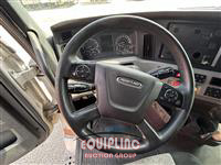 2019 Freightliner CASCADIA 6X4 T/A SLEEPER TRUCK