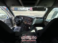 2019 Freightliner CASCADIA 6X4 T/A SLEEPER TRUCK